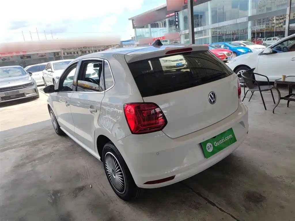 Volkswagen Polo 2018 1.5L Auto Comfort фото 5