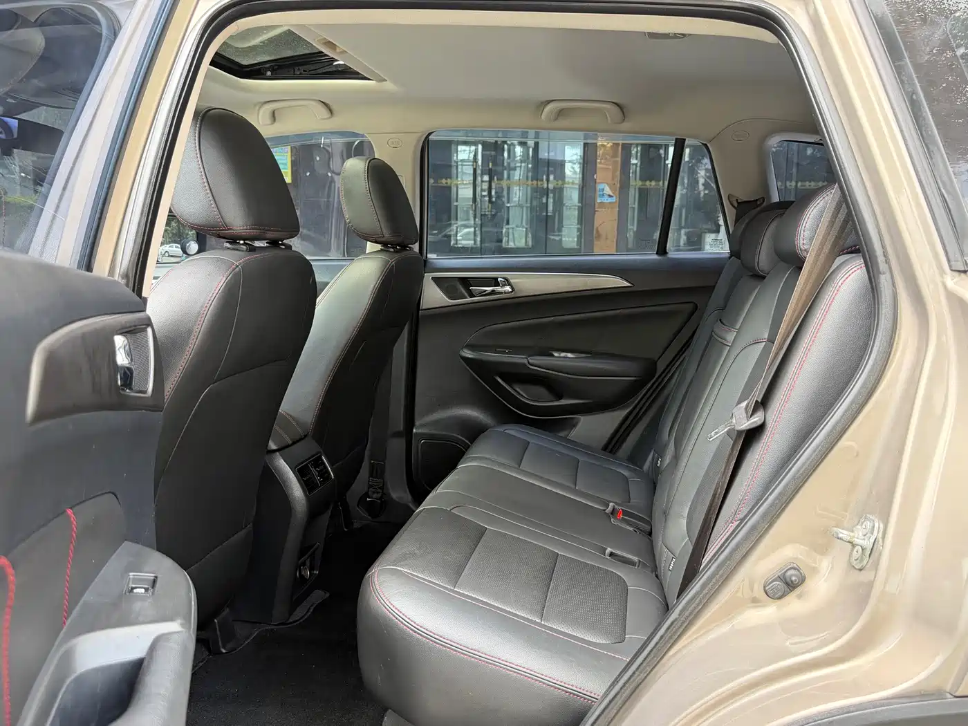 Фото 6 - Changan CS75