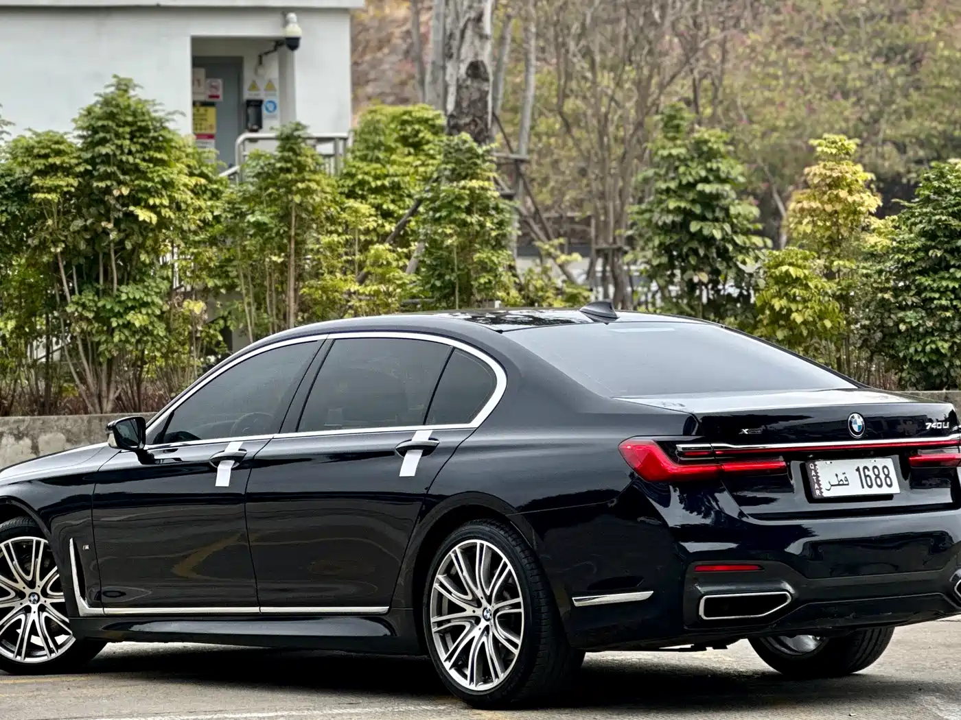 BMW 7 Series 2021 Model 740Li xDrive Executive Luxury Package фото 4