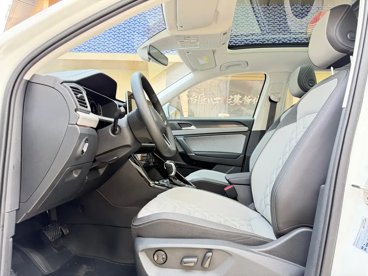 Volkswagen Tayron 2024 330TSI 2WD Luxury Plus Advanced фото 4