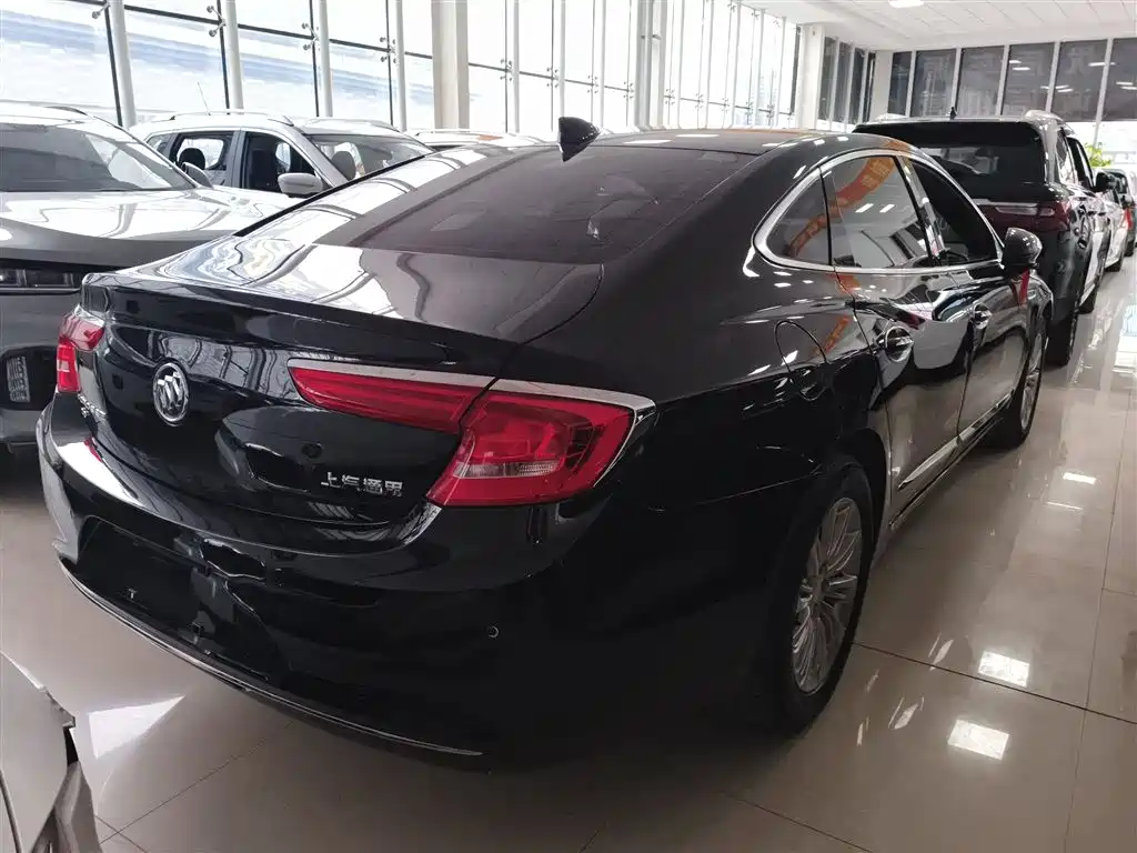Buick LaCrosse 2018 Model 20T Luxury Edition фото 7