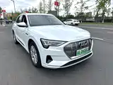 Фото 2 - Audi e-tron (Import)
