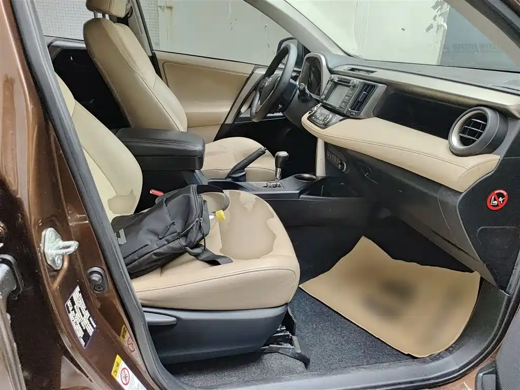 Toyota RAV4 Rongfang 2013 2.5L Auto 4WD Elite фото 18