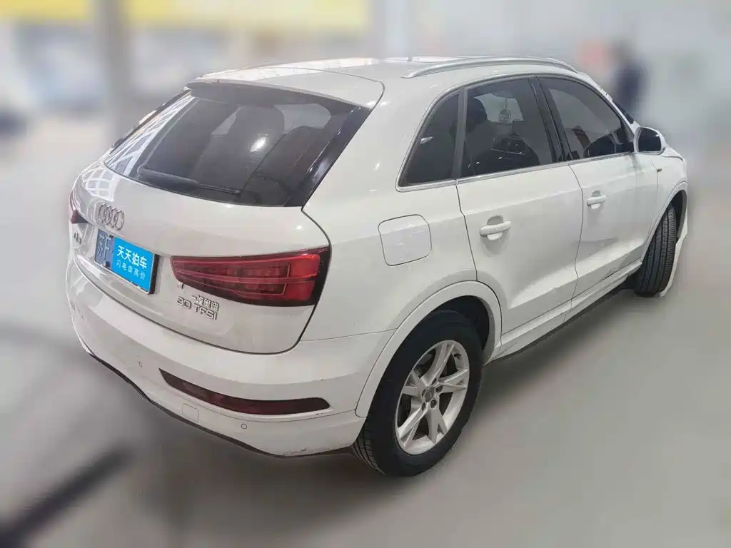 Фото 5 - Audi Q3