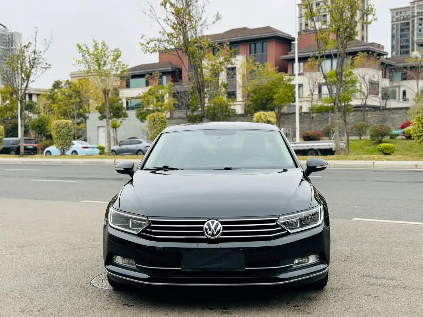 Фото 2 - Volkswagen Magotan
