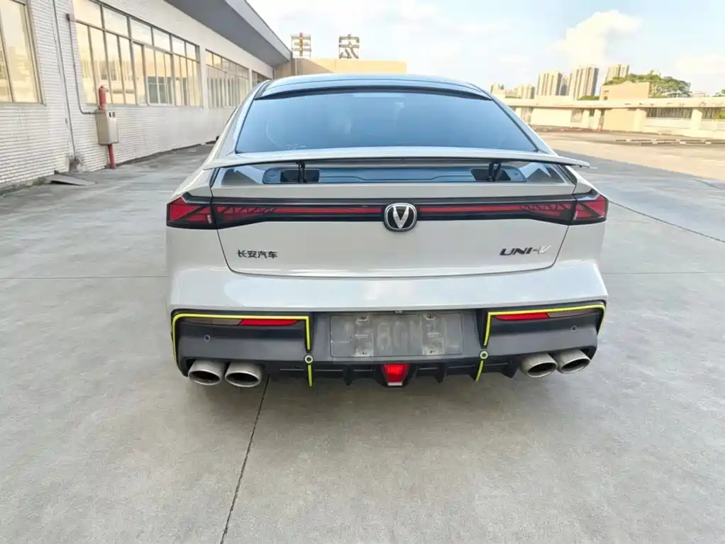 Changan UNI-V 2022 2022 1.5T Sport Edition