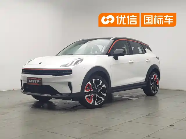 Lynk & Co 06 1.5T, Halo