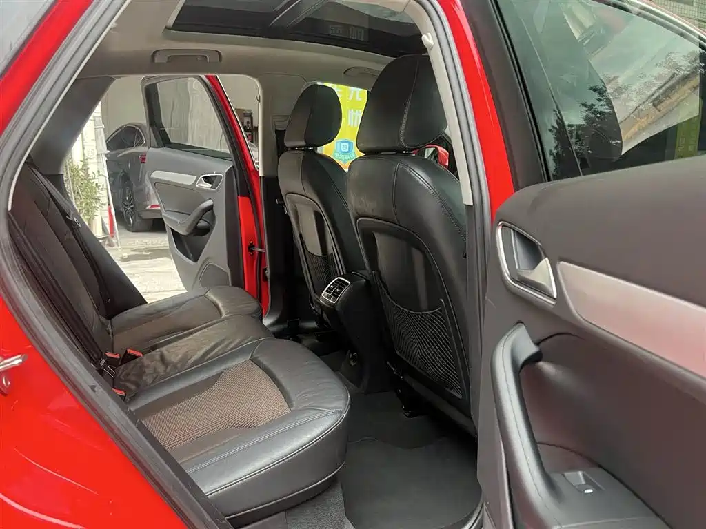 Audi Q3 2017 30 TFSI Sport фото 14