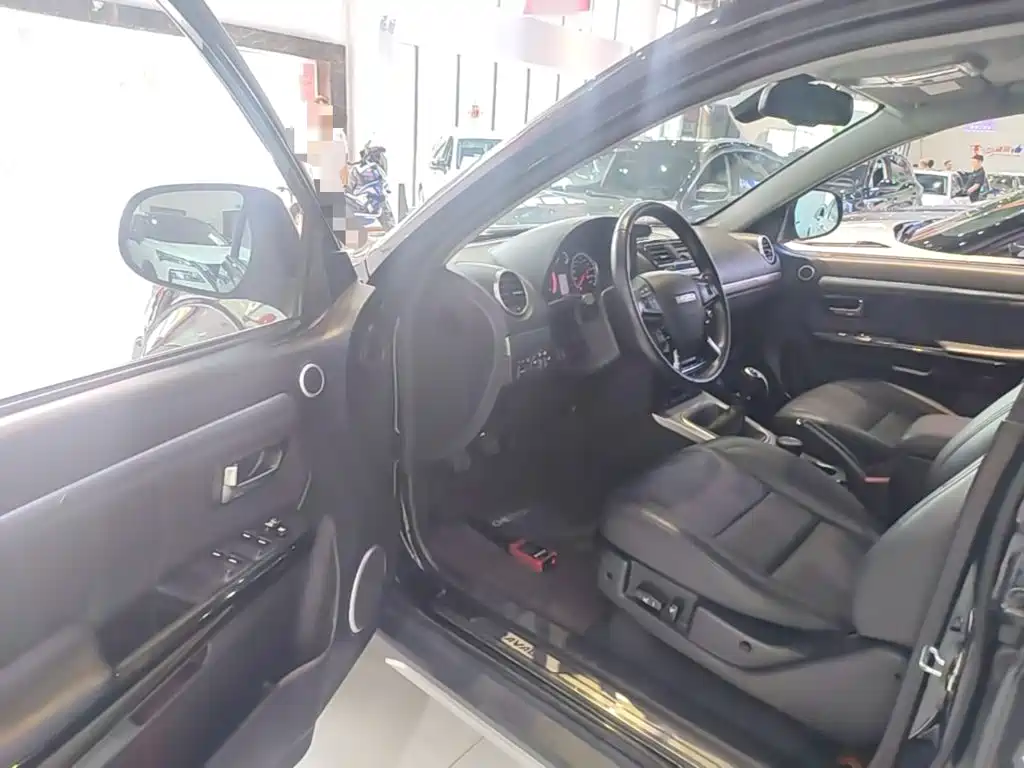 Haval H5 Classic 2019 2018 Classic 2.0T Diesel Manual 4WD Premium