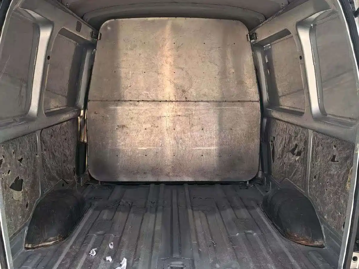 Wuling Motors Wuling Rongguang 2019 2019 1.5L extended van basic model 5 seats