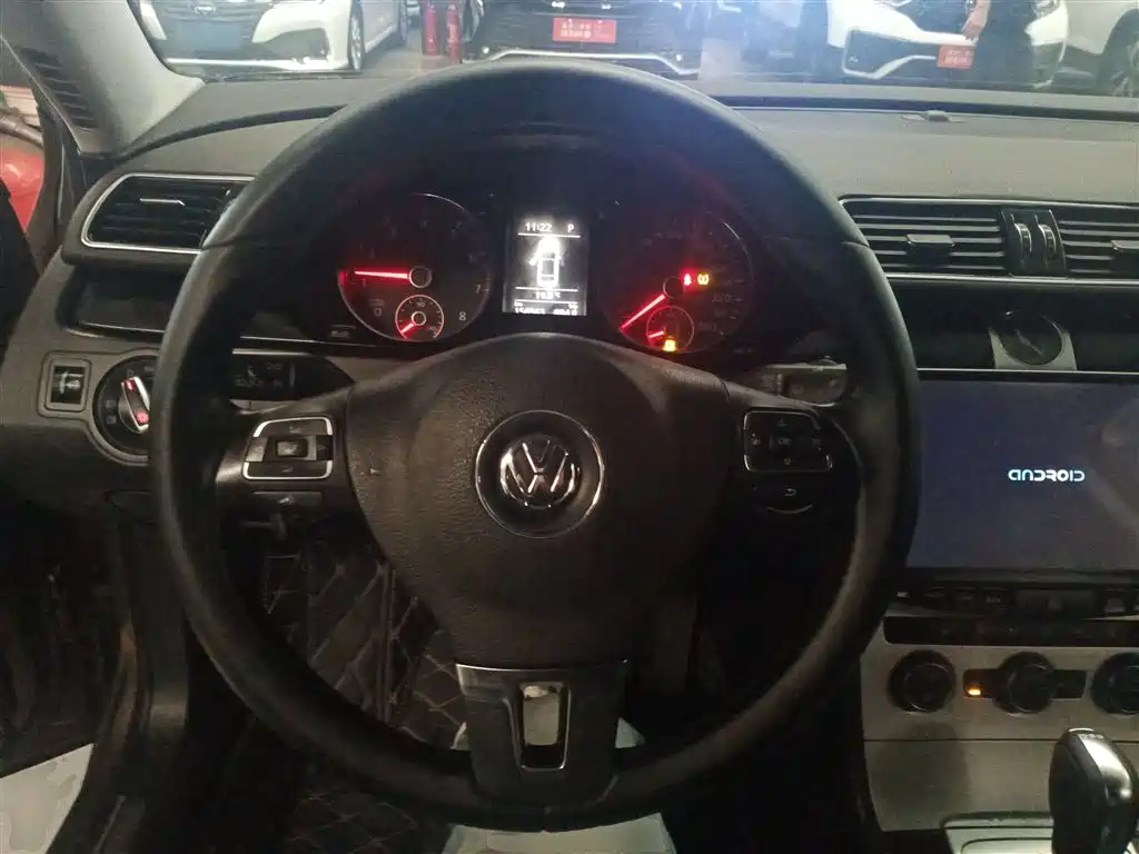 Volkswagen Magotan 2015 1.8TSI Luxury фото 11