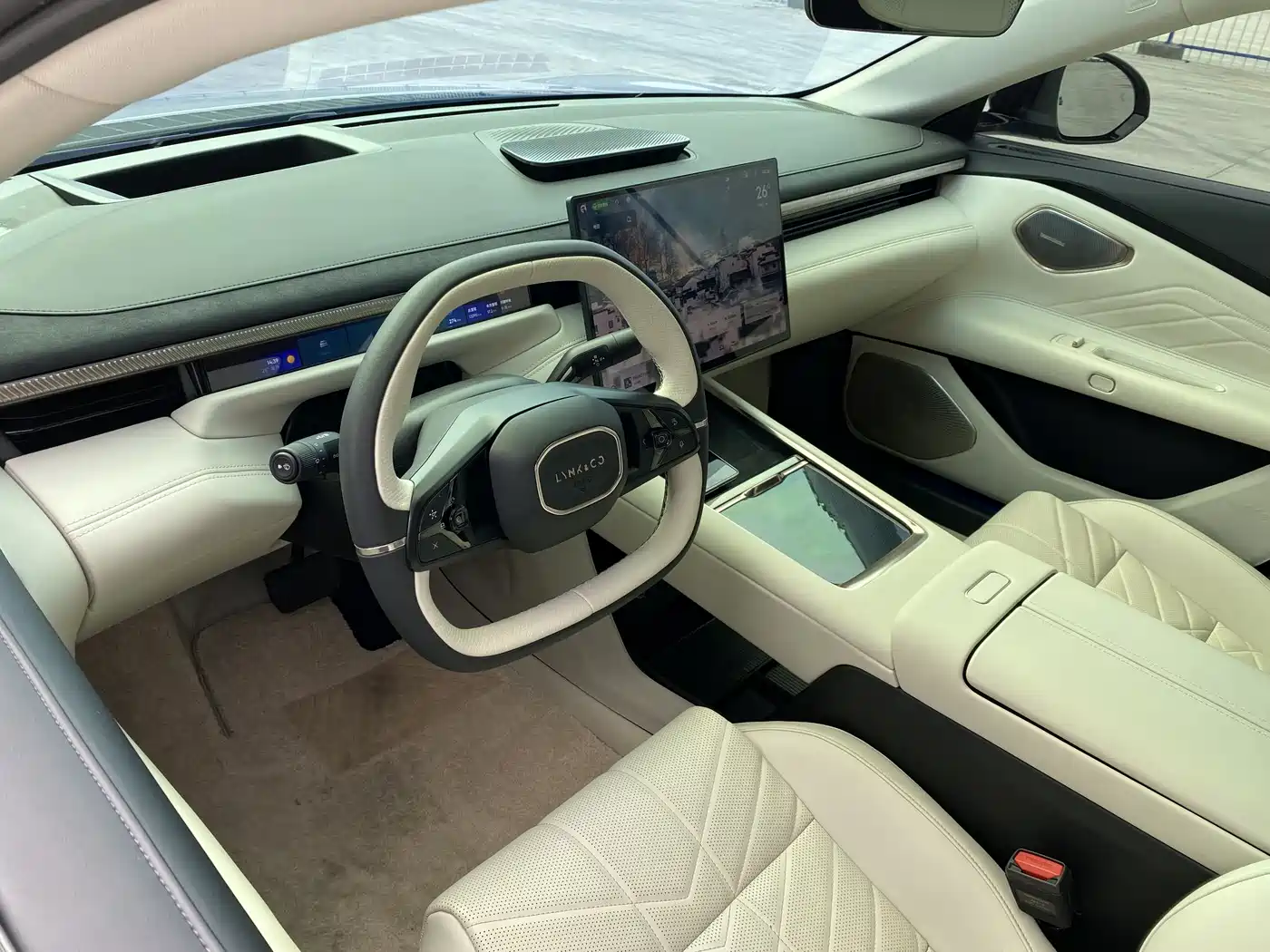 Lynk & Co 10 EM-P 2025 Facelift 240 AWD Ultra Sport Edition фото 8