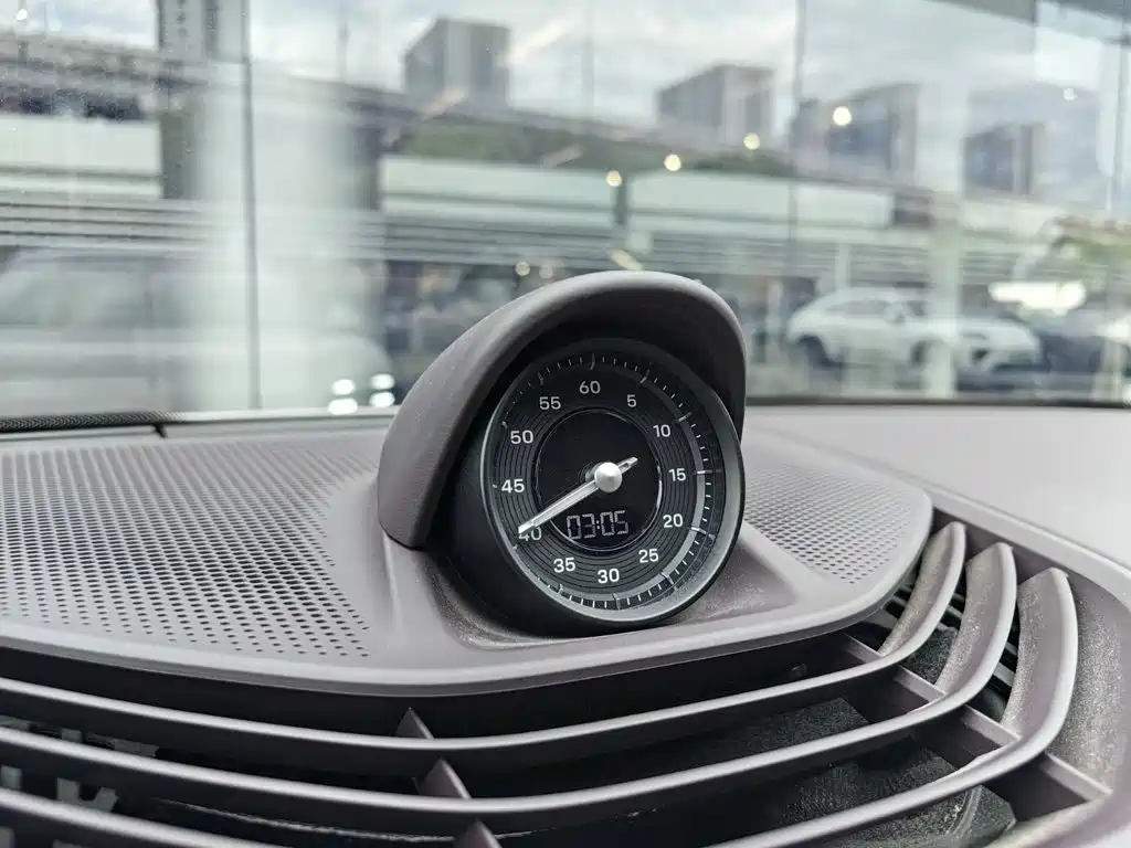 Porsche Taycan 2021 2020 Taycan