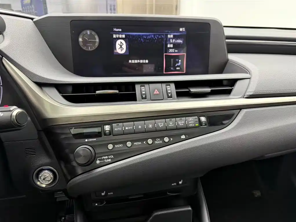 Lexus ES 2020 Model 300h Excellence Edition China V фото 8
