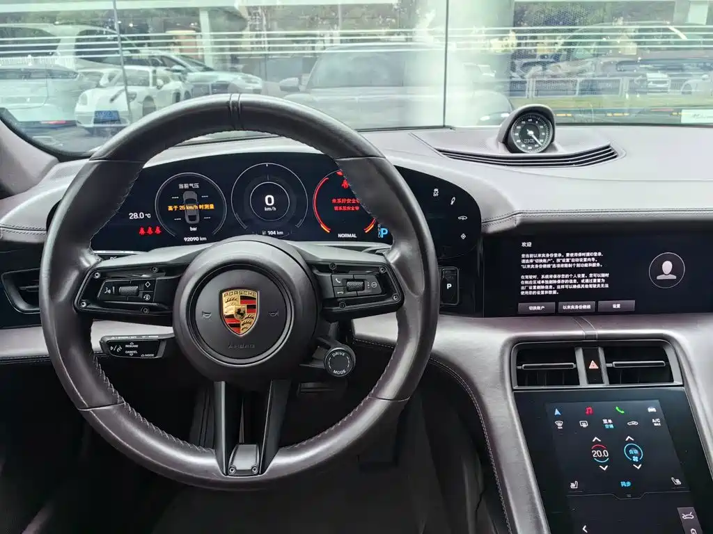 Porsche Taycan 2021 2020 Taycan