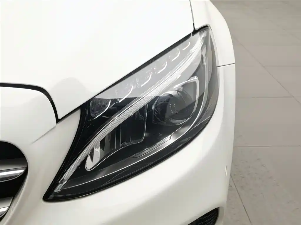 Mercedes-Benz C-Class 2018 C 200 L Sport Edition фото 7