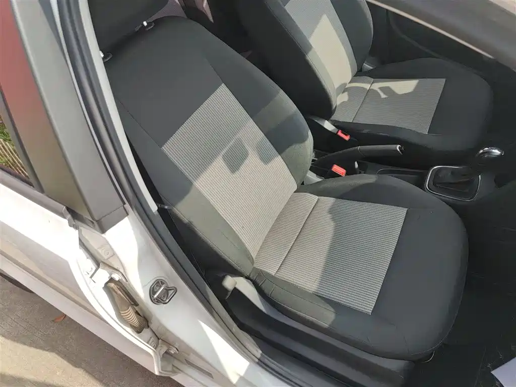 Volkswagen Polo 2018 1.5L Auto Safe Drive фото 25