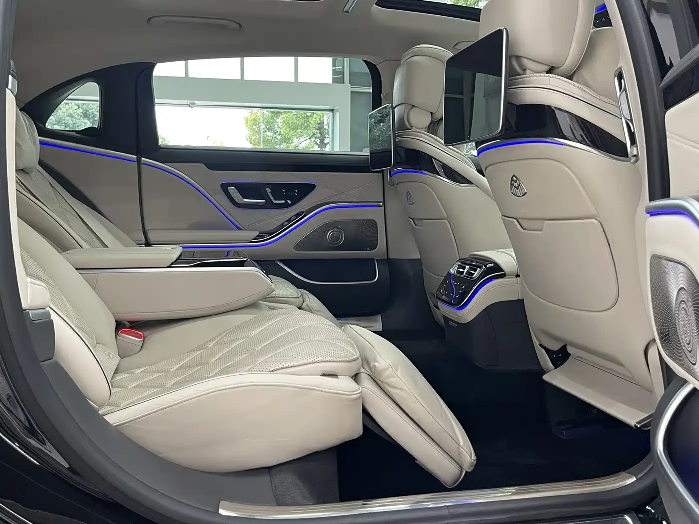 Mercedes-Benz Maybach S-Class 2024 S 480 4MATIC фото 16
