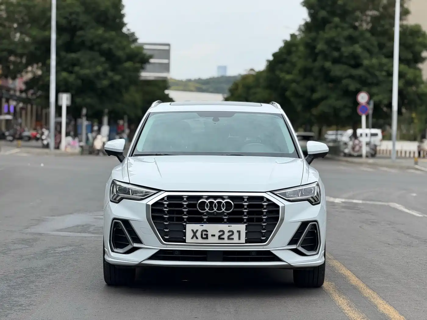 Фото 2 - Audi Q3