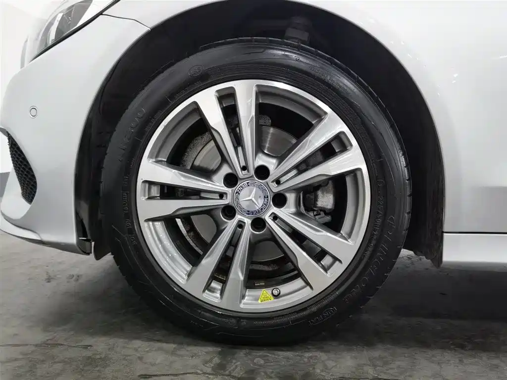 Mercedes-Benz C-Class 2016 C 200 L Sport фото 17