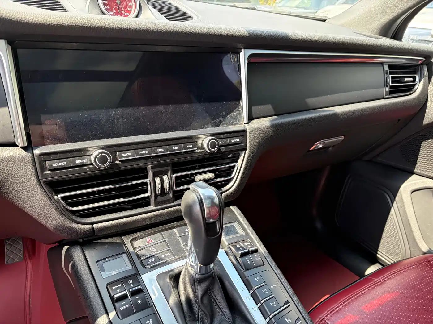 Porsche Macan 2018 Macan 2.0T фото 8