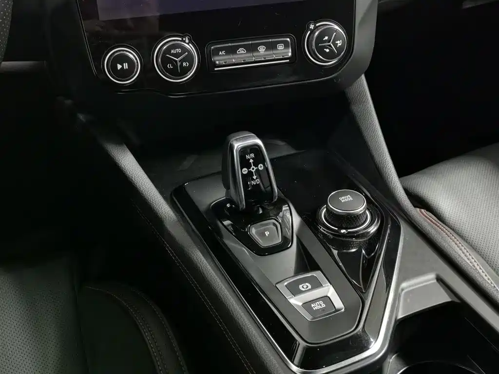 Lynk & Co 03 2019 1.5TD DCT Power Pro Edition China VI фото 13