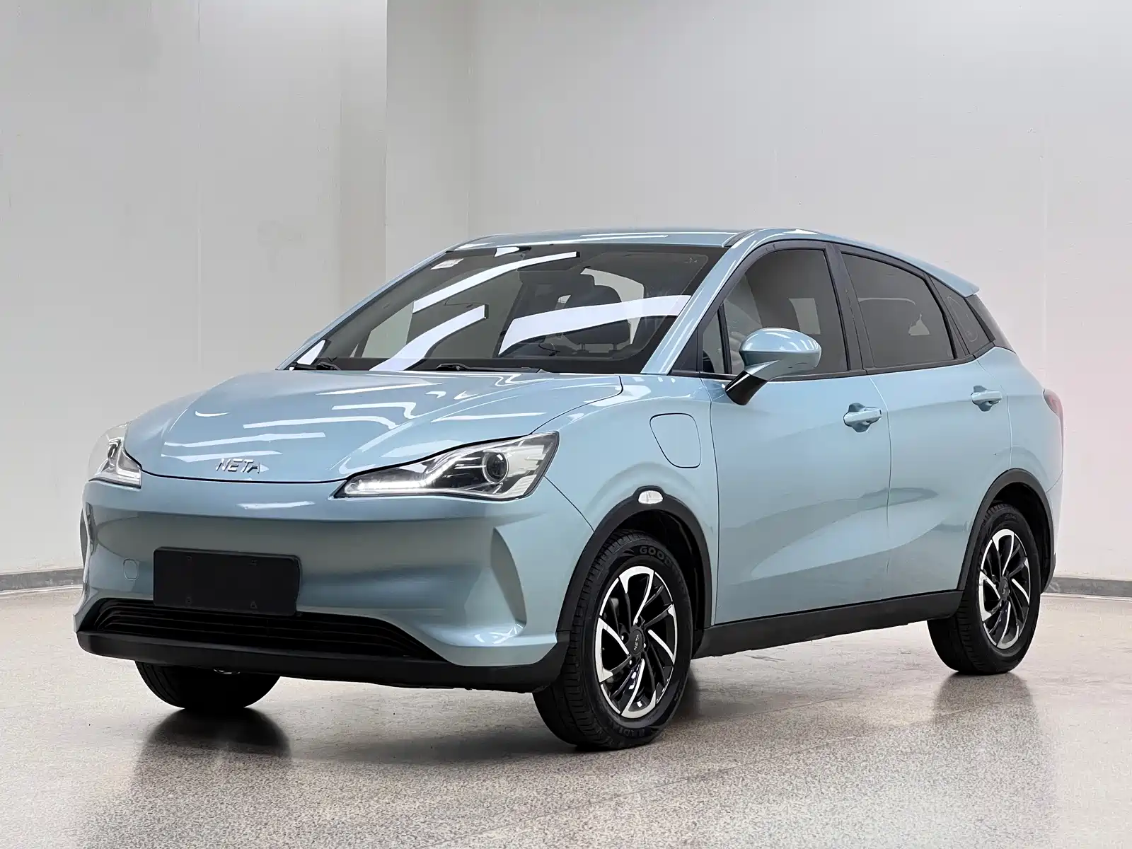 صورة 1 - Nezha Auto Nezha V