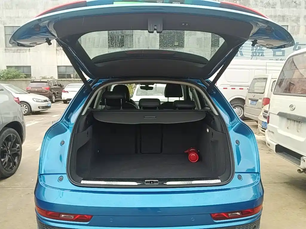 Фото 19 - Audi Q3