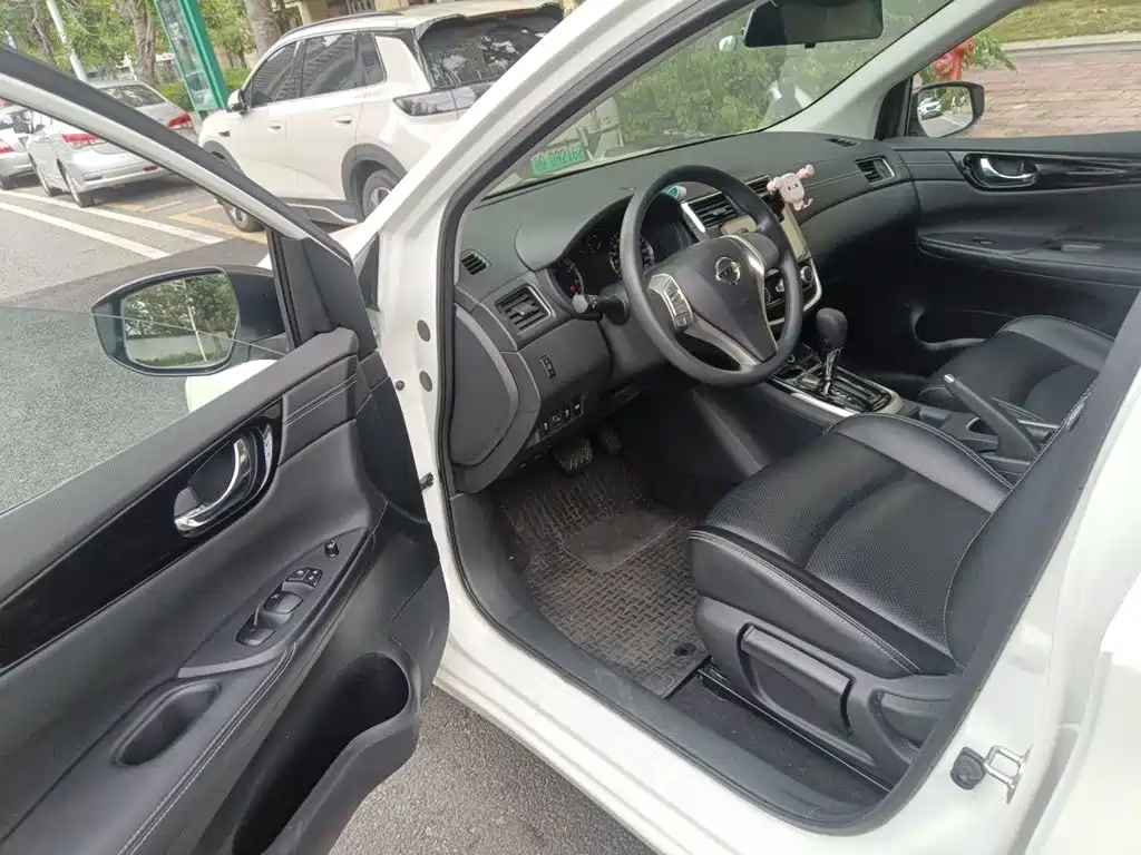 Nissan Tiida, миниатюра 14