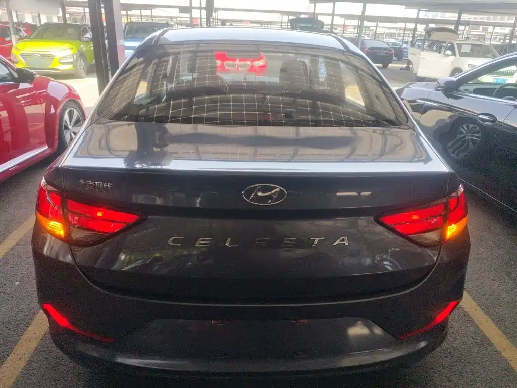 Hyundai Elantra 2018 1.6L Automatic Pleasing Edition GL China VI фото 6