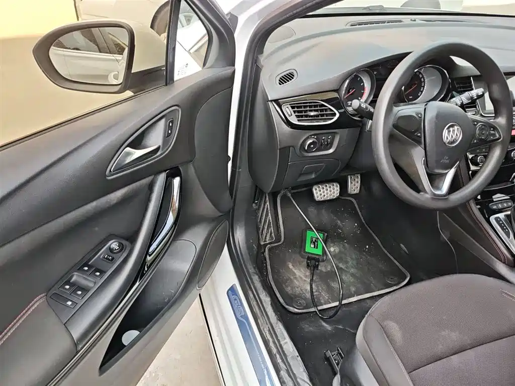 Buick Verano 2016 Hatchback GS 20T DCT Luxury Sport фото 16