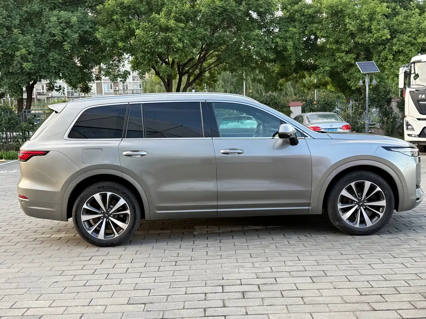 Li Auto Li ONE 2020 2020 Extended Range 6-seater