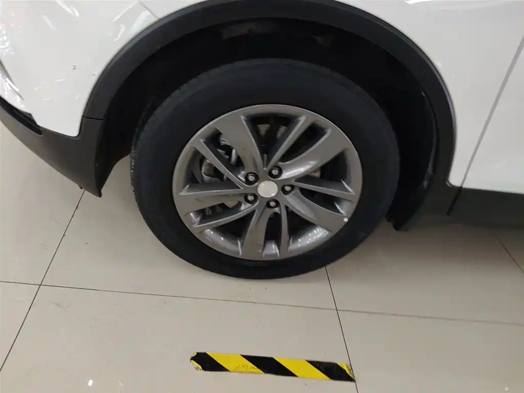 Buick Encore 2017 18T Automatic 2WD Urban Leading фото 25
