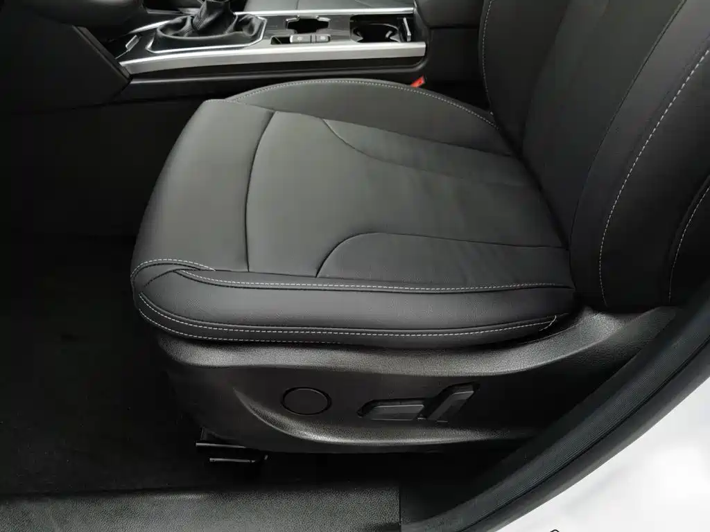 صورة 20 - Haval H6