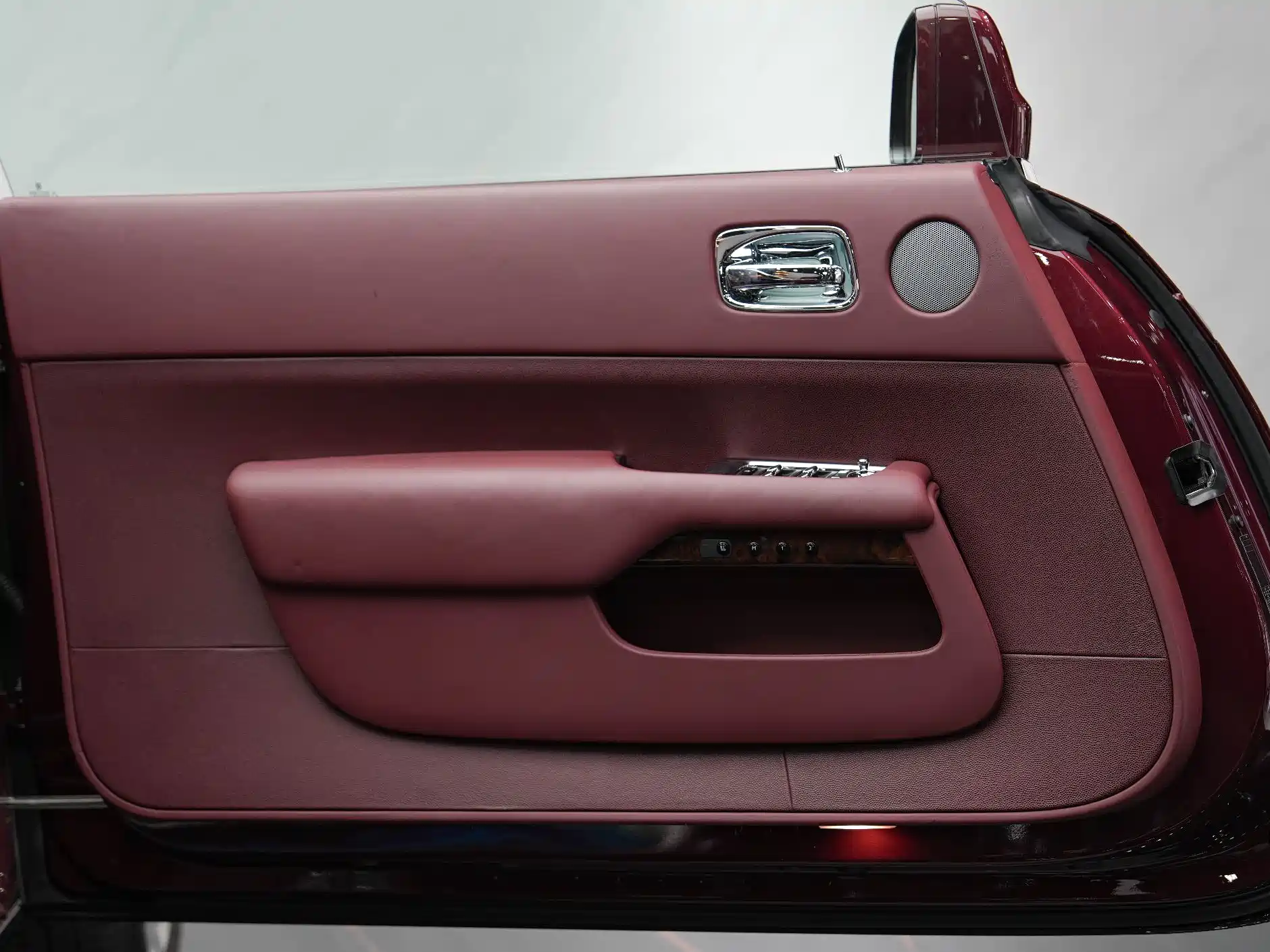 Photo 11 - Rolls-Royce Wraith