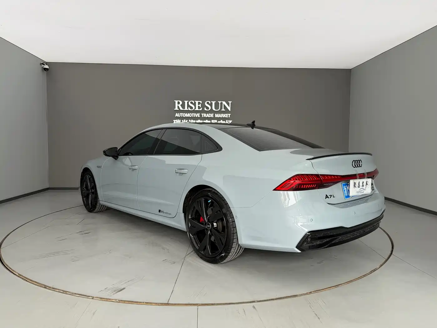 AUDI A7L