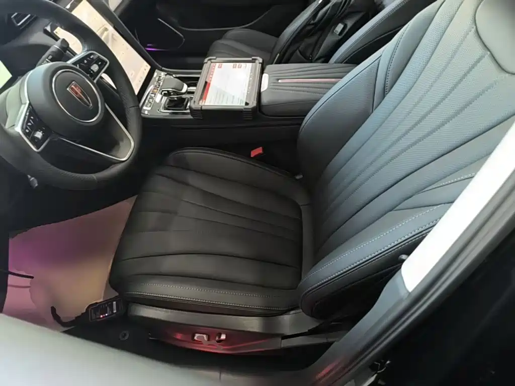 Hongqi H5 PHEV 2026 2025 130 Super Hybrid Edition