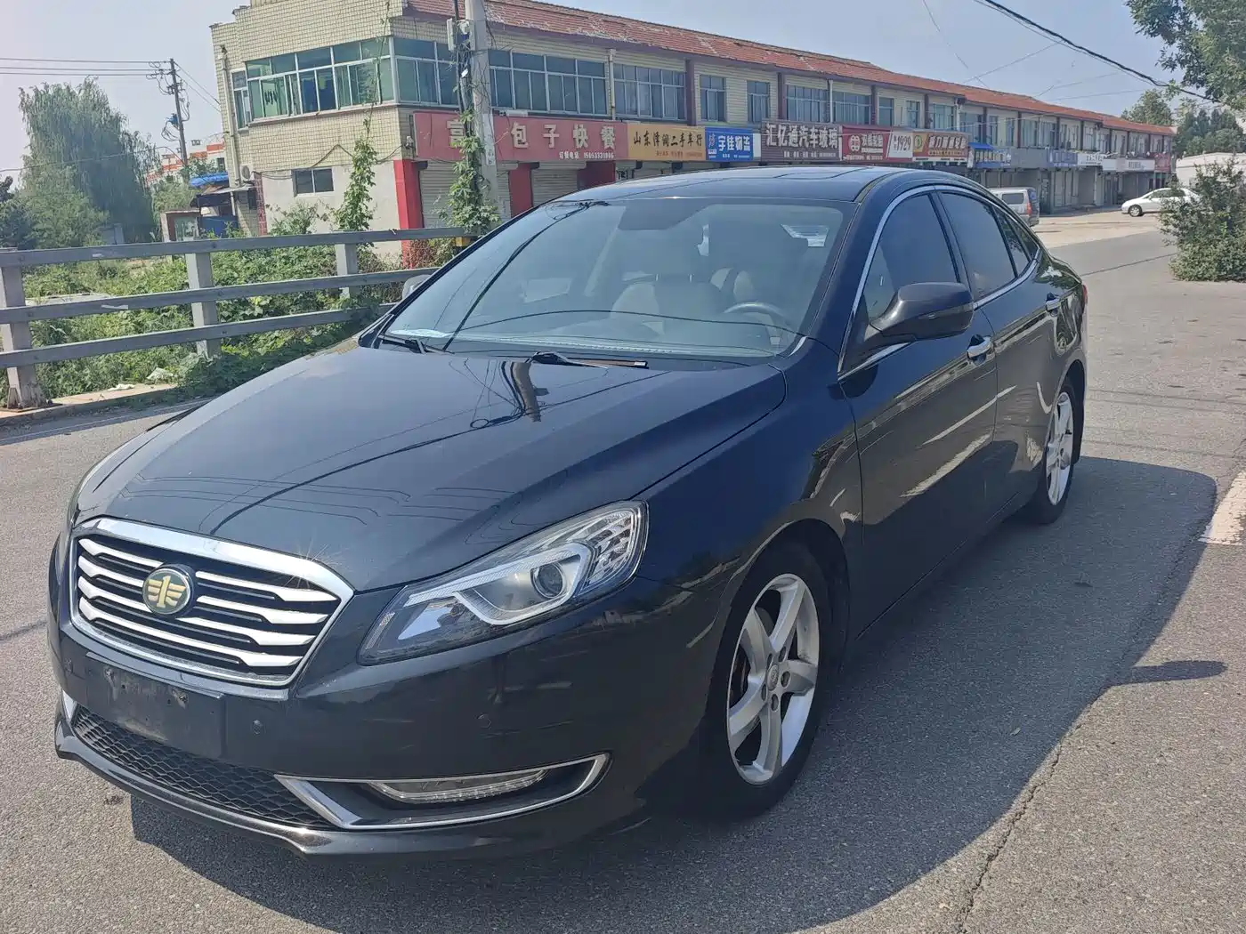 Besturn B70 2014 2014 2.0L Automatic Luxury