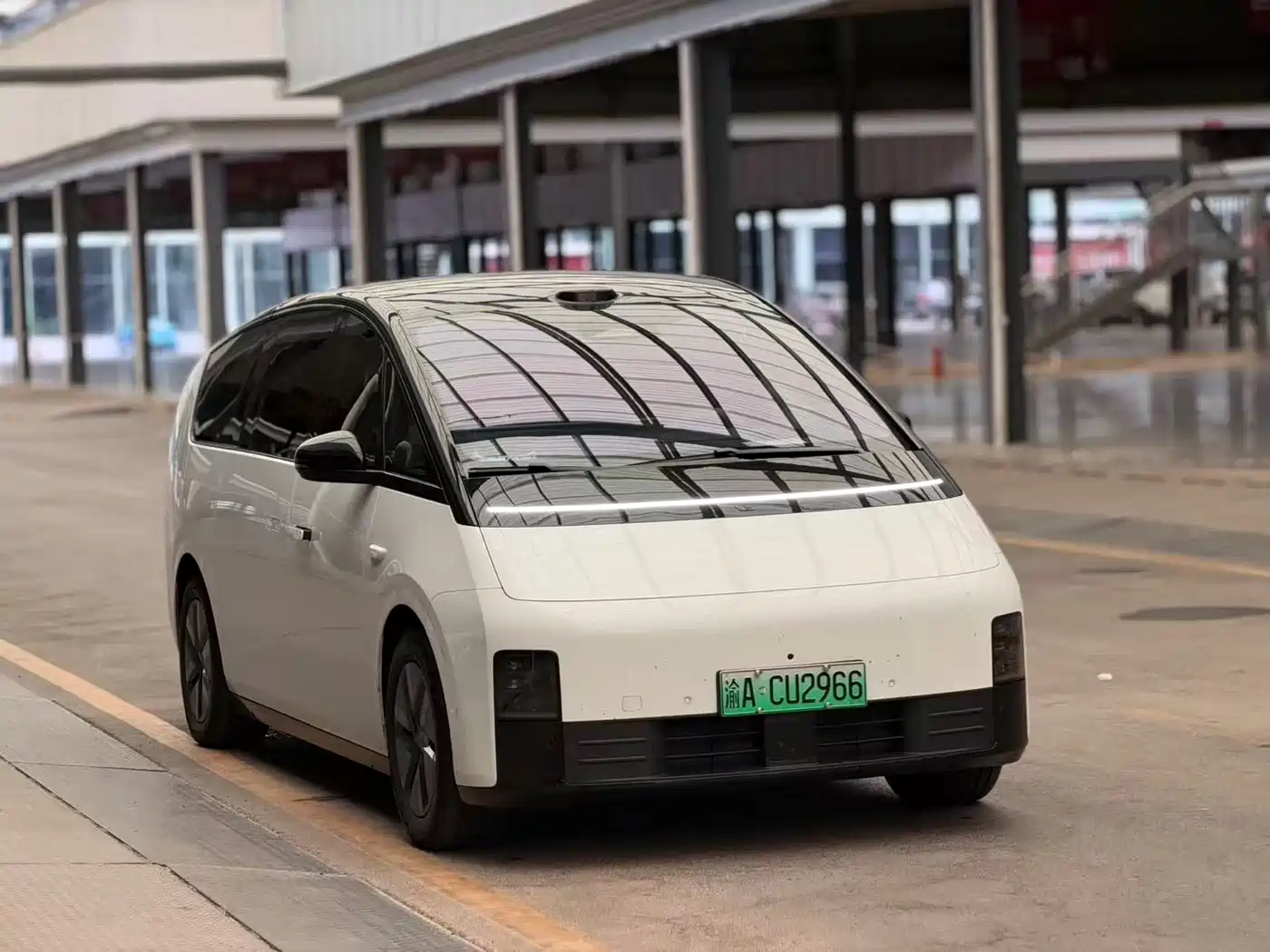 2026 Li Auto MEGA