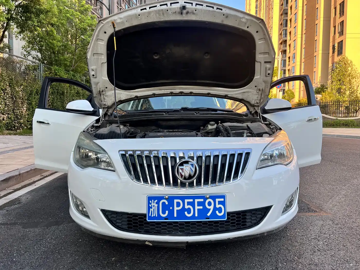 Buick Excelle 2014 XT 1.6L Automatic Fashion фото 26