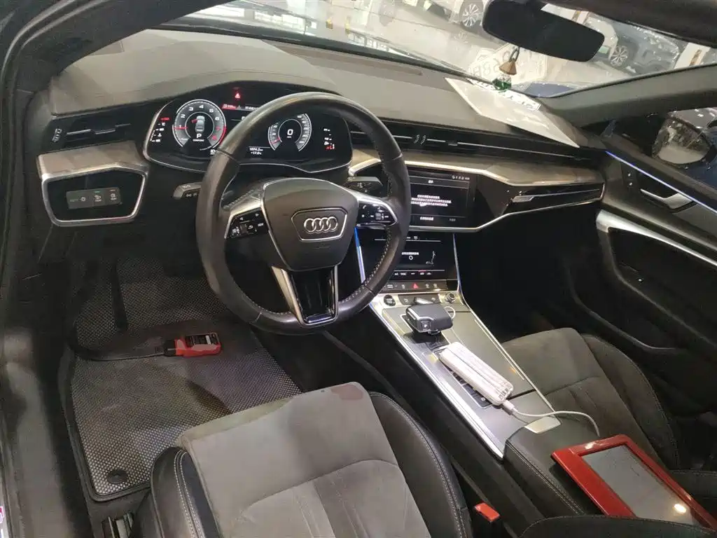 Audi A6L 2021 45 TFSI Exclusive Sport фото 6