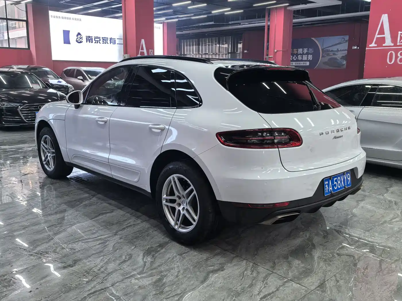 Porsche Macan 2017 Macan 2.0T фото 5