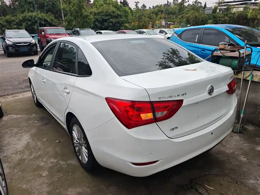 Buick Excelle 2016 15N Automatic Elite фото 5