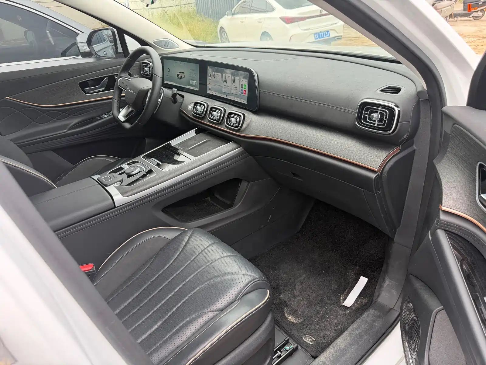 Photo 13 - Chery Tiggo 9