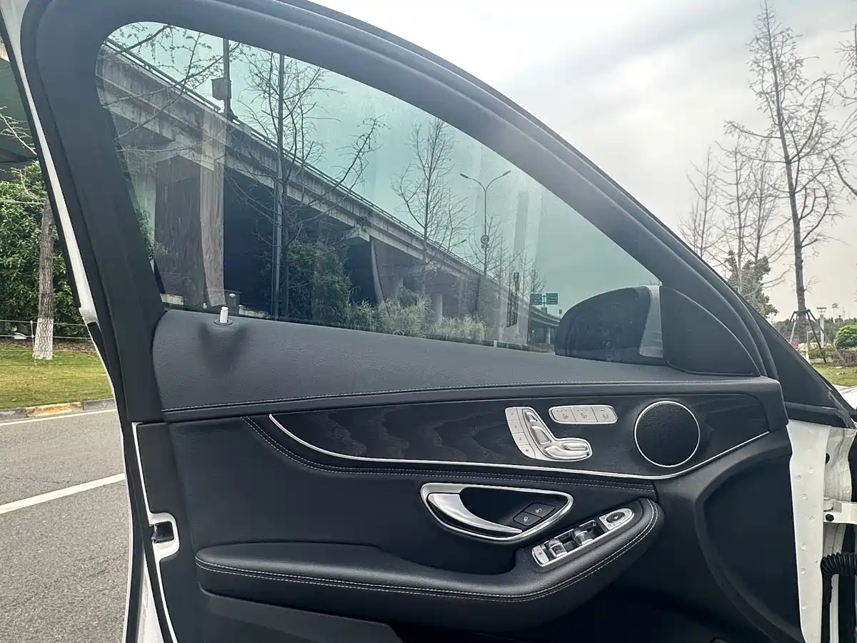 Mercedes-Benz C-Class 2020 Facelift C 260 L Sport фото 10