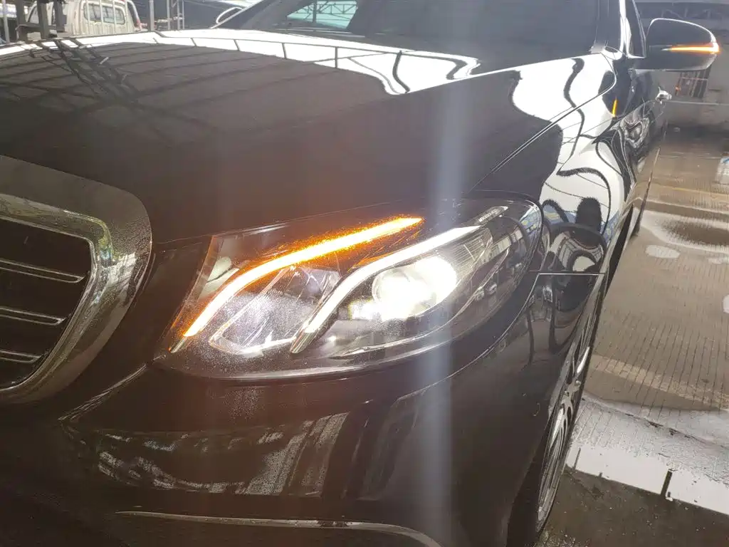 Mercedes-Benz E-Class 2020 E 260 L фото 24