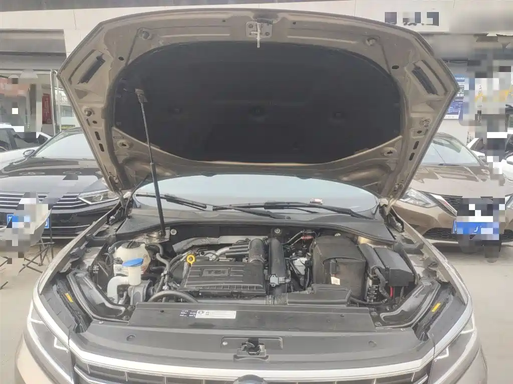 Volkswagen Passat 2017 280TSI DSG Prestige фото 20