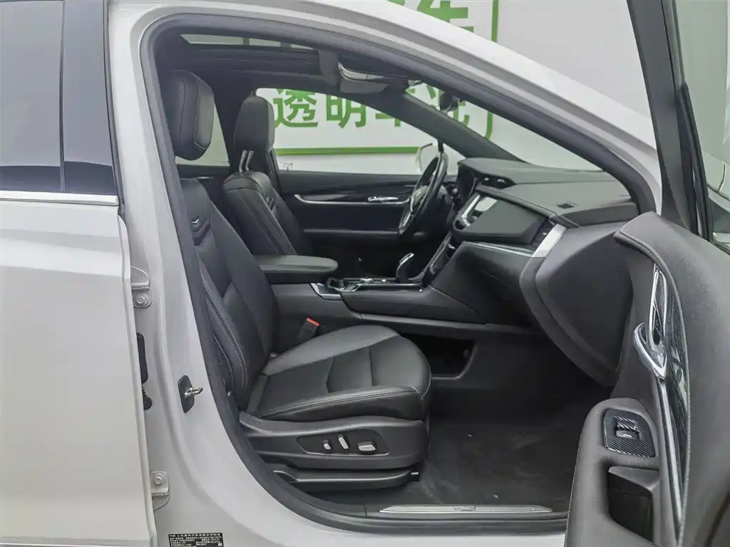 Cadillac XT5 2021 2.0T 4WD Luxury Edition фото 23