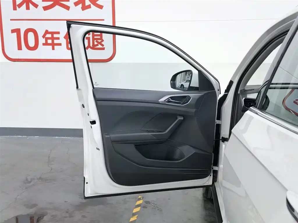 Volkswagen T-Cross 2019 280TSI DSG Comfort Edition фото 8
