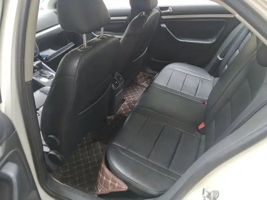 Volkswagen Sagitar 2012 2011 1.4TSI Auto Luxury
